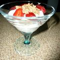 Cooksnap από dcroula στη συνταγή Επιδόρπιο γιαουρτιού με φράουλες και δημητριακά