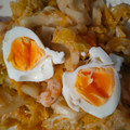 El cooksnap de GOOMER (en salsa verde) cuando hizo Salteado de repollo, champiñón y langostinos al ajillo con huevo.