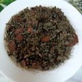El cooksnap de Ana Isabel G C cuando hizo Arroz con calamares en su tinta, para unas prisas.