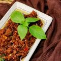Cooksnap Salina Jalaludin semasa beliau membuat Daging Pad Kra Pao.