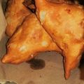 Poorvi Jain का कुकस्नैप जब उन्होंने समोसे (Samose recipe in hindi) बनाया था।