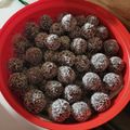 Klaudia Deák Cooksnap-ja, amikor elkészítette a(z) Kedvenc kókuszgolyó receptet.