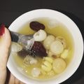 Cooksnap của Nguyen Thanh Mai khi họ làm theo món Chè hạt sen, nhãn, táo đỏ