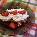 Julianna Horváth Cooksnap-ja, amikor elkészítette a(z) Rebarbarás-epres piskóta receptet.