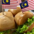Cooksnap Erma Yusnida semasa beliau membuat Mantou Mini Burger.