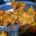 Naina Badi's cooksnap of when they made Crispy Onion bhajiyas.
