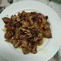 รูป Cooksnap ของ Ae-syah Hajiumar เมื่อเขาทำ เนื้อทอดกระเทียมแบบเยิ้มๆ Beef with Garlic&Pepper