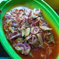 Cooksnap Maya semasa beliau membuat Ikan Kembung Masak Sos.