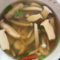 รูป Cooksnap ของ Nam เมื่อเขาทำ ต้มยำกุ้งเห็ดนางฟ้าน้ำใส