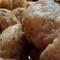 Diya khurana का कुकस्नैप जब उन्होंने खस्ता कचौड़ी (Khasta kachori recipe in hindi) बनाया था।