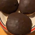 El cooksnap de Victoria Mediza Alegre cuando hizo Alfajores yoyo de chocolate.
