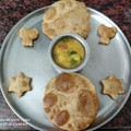 Nithyakalyani Sahayaraj's cooksnap of when they made பூரி மற்றும் உருளைக்கிழங்கு மசால் குருமா (Poori and urulaikilanku masal kuruma recipe in tamil).