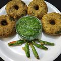 Er. Amrita Shrivastava 's cooksnap of when they made Spinach Medu vada.