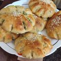 کوک اسنپ Soraya Farhani بعد از امتحان کردن نان مغزدار سیب زمینی Aloo Naan.