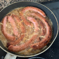 El cooksnap de Laura cuando hizo Salchichas frescas encebolladas.