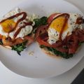 Tefo Mosienyane's cooksnap of when they made My Bagel + Avocado, Tomato, Poached Egg, Cream Cheese.
