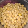 Cooksnap Dunia Hanya Sementara Fy semasa beliau membuat Kacang kuda rebus.