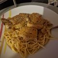 Cooksnap από Evi Zouba στη συνταγή Κρασάτες χοιρινές μπριζόλες με σπαγγέτι. ⚘️⚘️🍽🍽