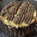 کوک اسنپ Lida بعد از امتحان کردن کیک شکلاتی به سبک قنادی بی‌بی 🍫.