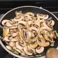El cooksnap de Elisan cuando hizo Cazuela de champiñones y huevo.