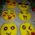 Apeksha sam का कुकस्नैप जब उन्होंने ब्रेड इमोजी (Bread Emoji recipe in hindi) बनाया था।