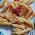 Cooksnap από Ioanna Papadimitriou στη συνταγή Πέννες ολικής άλεσης με ντοματίνια και φέτα