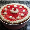 El cooksnap de Salo Troncoso cuando hizo Tarta de frutillas, crema chantilly y gelatina de frutos rojos.