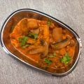 Shital Muranjan's cooksnap of when they made मशरुम-बेबीकॉर्न व्हेज करी (Mushroom Babycorn Veg Curry Recipe In Marathi).