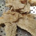 Cooksnap Zuraidah Abu Bakar semasa beliau membuat Cendawan goreng tepung.