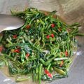 Cooksnap dari Tri Hartanto untuk resep Tumis bayam kacang panjang