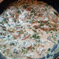 El cooksnap de angely flores cuando hizo Salsa de champiñones y verdeo para pastas.