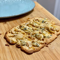 El cooksnap de Irene-Guirao cuando hizo Pizza de pera, queso y miel 🍕🍐🍯.