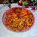 Cooksnap shazrina semasa beliau membuat Char Kuew Tiow api besar.