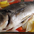 El cooksnap de Carlos Muñiz A Iglesias cuando hizo Dorada al horno sobre lecho de patatas, cebolla y pimiento.