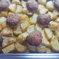 Cooksnap από dcroula στη συνταγή Αφράτα μπιφτέκια με πατάτες φούρνου
