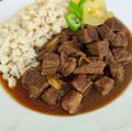 Mónika Gyurászné Cooksnap-ja, amikor elkészítette a(z) Tökéletes marhapörkölt receptet.