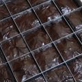 Cooksnap dari pipiew untuk resep Brownies Panggang Shiny Crust
