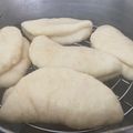 El cooksnap de cinthiamartinez230712@gmail.com cuando hizo Roast beef desmechado con panceta y cebolla caramelizada, en pan bao (pancitos al vapor).