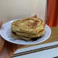 El cooksnap de nicolecourault cuando hizo Pancake de avena y granola.