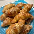 Varga-Bognár Szilvia Cooksnap-ja, amikor elkészítette a(z) Szezámmagos virslis kifli 🌭 receptet.