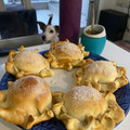 El cooksnap de Aimé 👩🏼‍⚕️Arya 🐶 cuando hizo Pastelitos con tapa de empanadas.