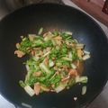 吳小強 的 尼龍菜炒肉絲 cooksnap
