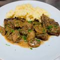 Cooksnap dari Michael Turnip untuk resep Classic Beef Stroganoff