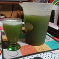 El cooksnap de Esther Soto cuando hizo Agua de pepino, limón y hierbabuena.
