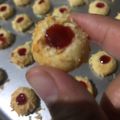 Cooksnap dari Ayunda Sylviana D untuk resep Strawberry thumbprint cookies