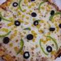 صورة من طـبخآت يآسـمـين🌹🌷، شاركها بعد تجربة وصفة بيتزا بعجينه هشه 😋