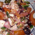 El cooksnap de Fatima Kaissi Salgado cuando hizo Ensalada de remolacha, Tomate de huevo de toro, picadilla y atún !.