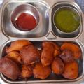 Gouri Sharma का कुकस्नैप जब उन्होंने आलू के पकौड़े (Aloo ke pakode recipe in hindi) बनाया था।
