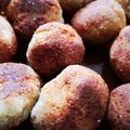 Cooksnap dari ade yulida untuk resep Combro keto-mozza dough