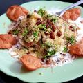 Mamta Malhotra का कुकस्नैप जब उन्होंने मुंबई स्ट्रीट स्टाइल दही पूरी (mumbai street style dahi Poori recipe in Hindi) बनाया था।